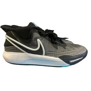 Nike Kyrie 8 go (GS) black-white-light menta youth sneakers “Orcas”